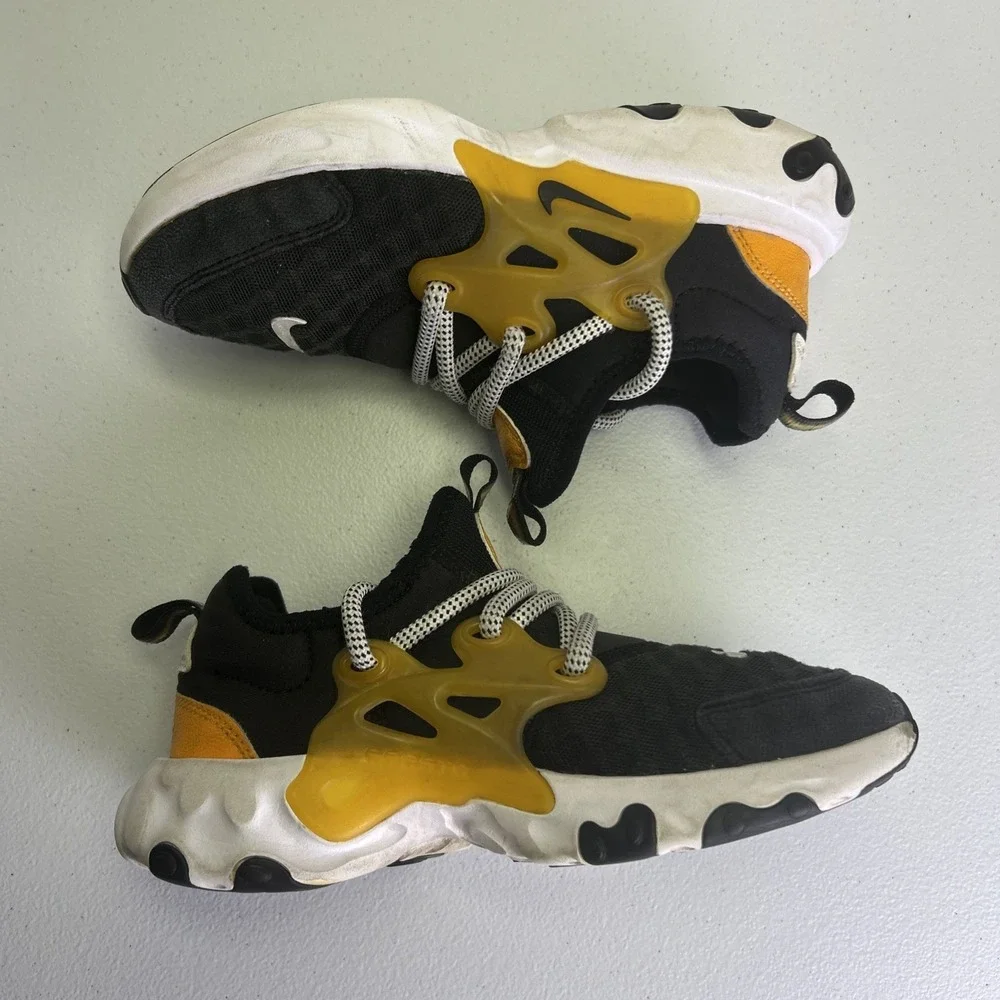 Nike React Presto GS Black Yellow Ceramic Honey Bee Kids Size 1.5Y Running Shoes